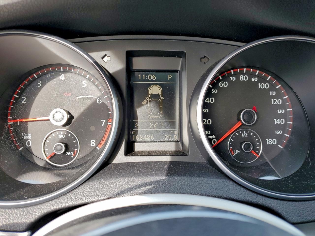 Volkswagen GTI Image 8