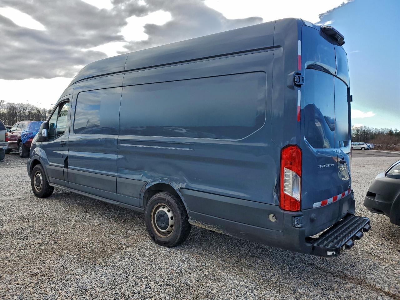 Ford Transit T-250 Image 7