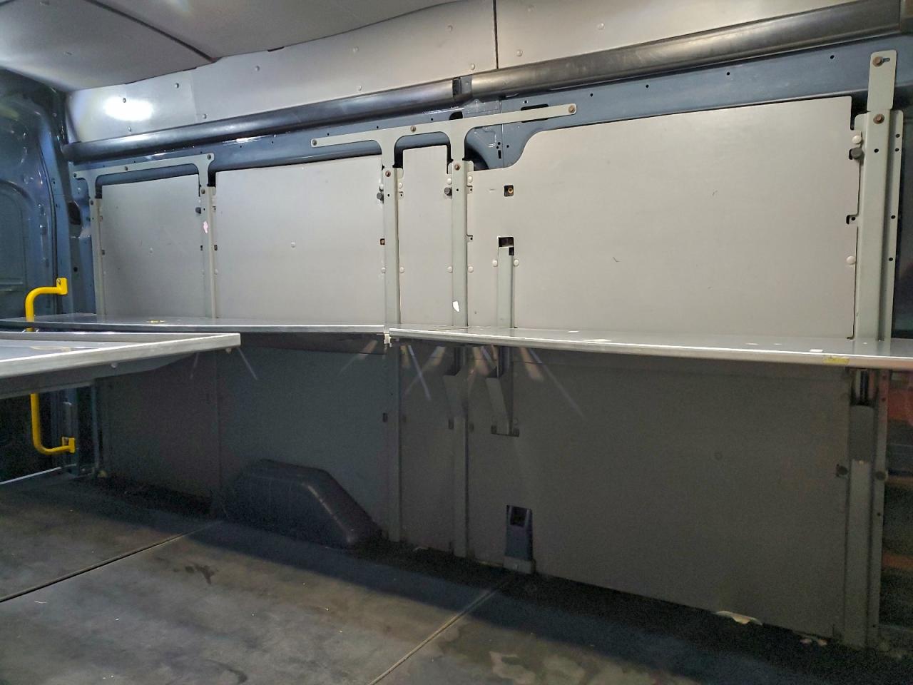 Ford Transit T-250 Image 8