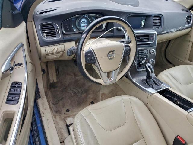 Volvo V60 Premier Image 4