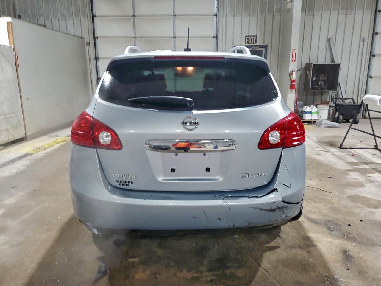 Nissan Rogue S Image 3