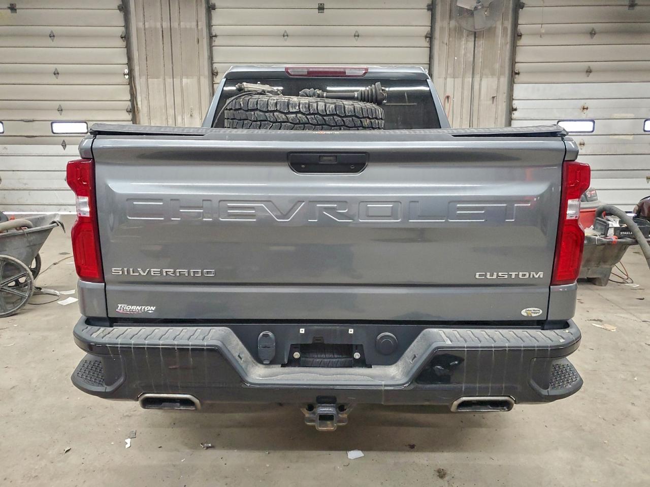 Chevrolet Silverado K1500 Trail Boss Custom Image 4