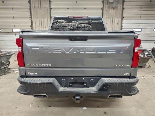 Chevrolet Silverado K1500 Trail Boss Custom Image 4