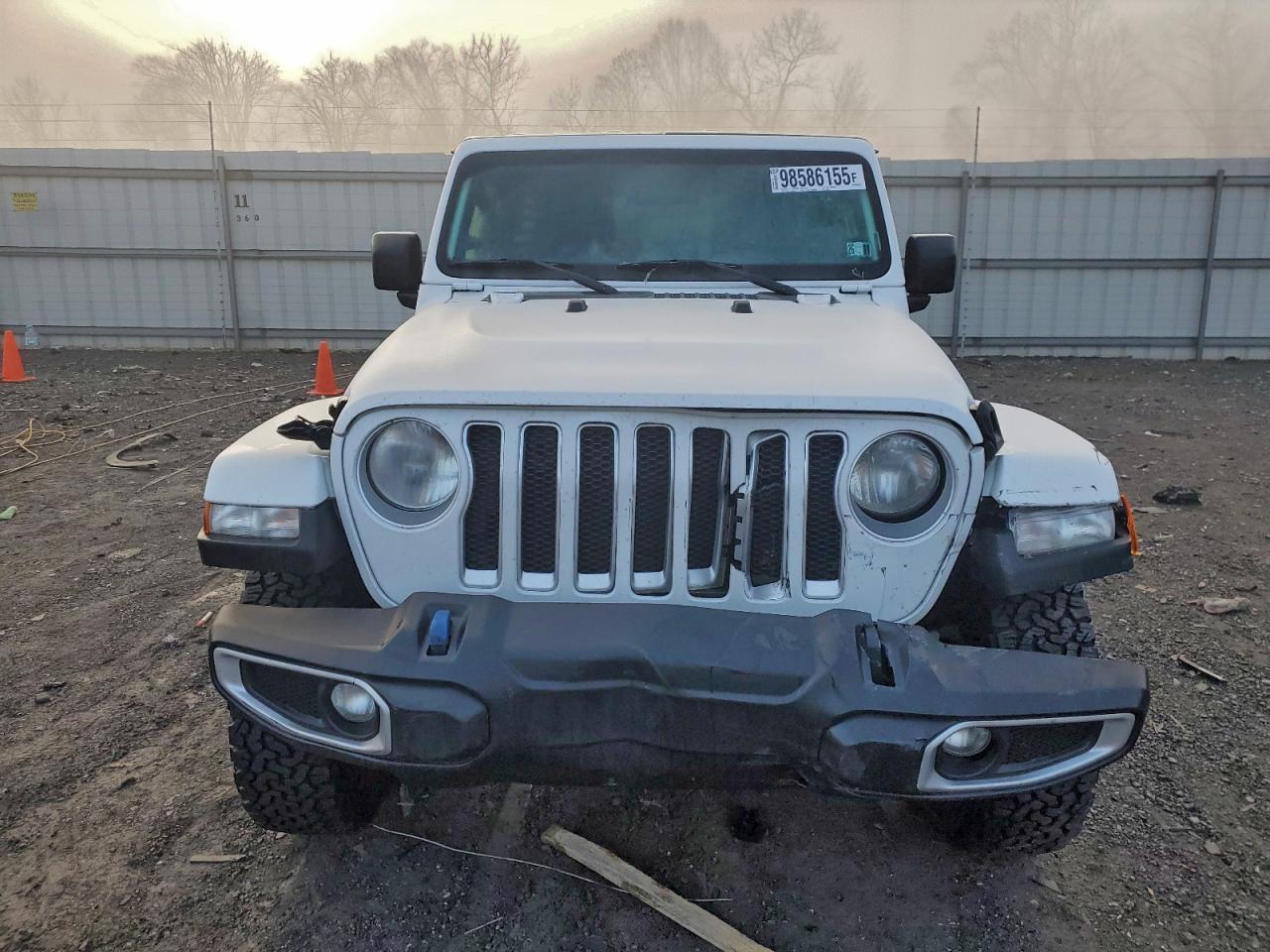 Jeep Wrangler Sahara Image 13