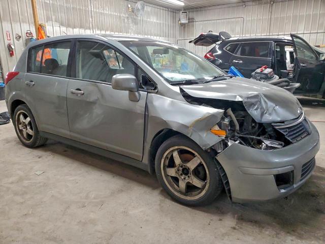 Nissan Versa S Image 5