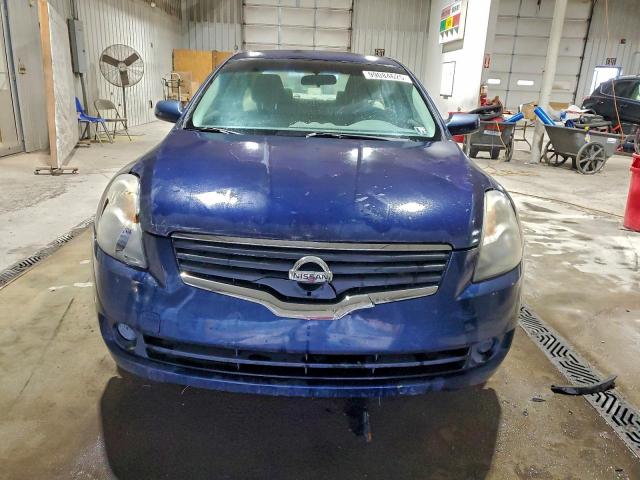 Nissan Altima 2.5 Image 9