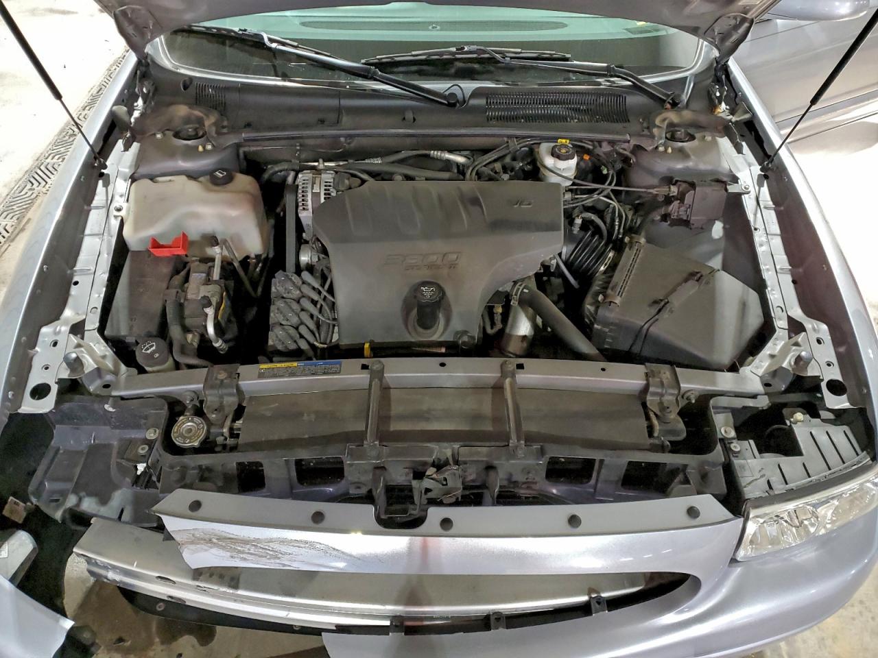 Buick LeSabre Custom Image 12