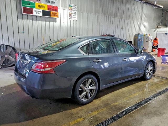 Nissan Altima 2.5 Image 7