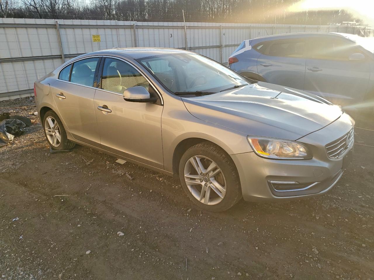Volvo S60 T5 Image 12