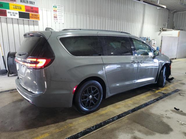 Chrysler Pacifica Touring L Image 3