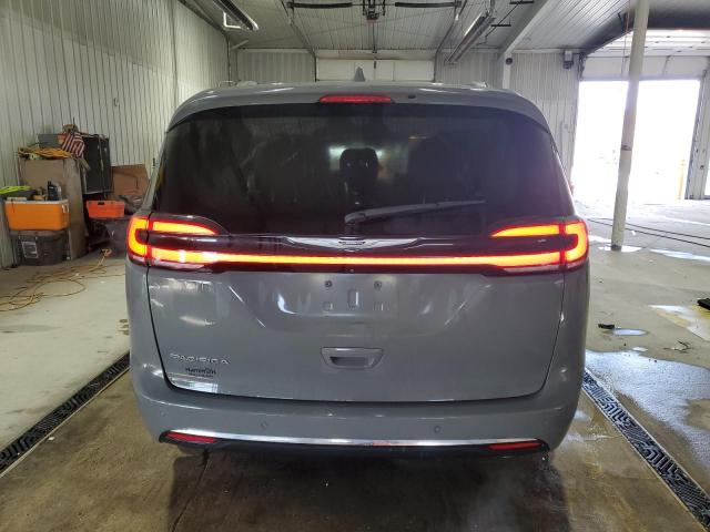 Chrysler Pacifica Touring L Image 12