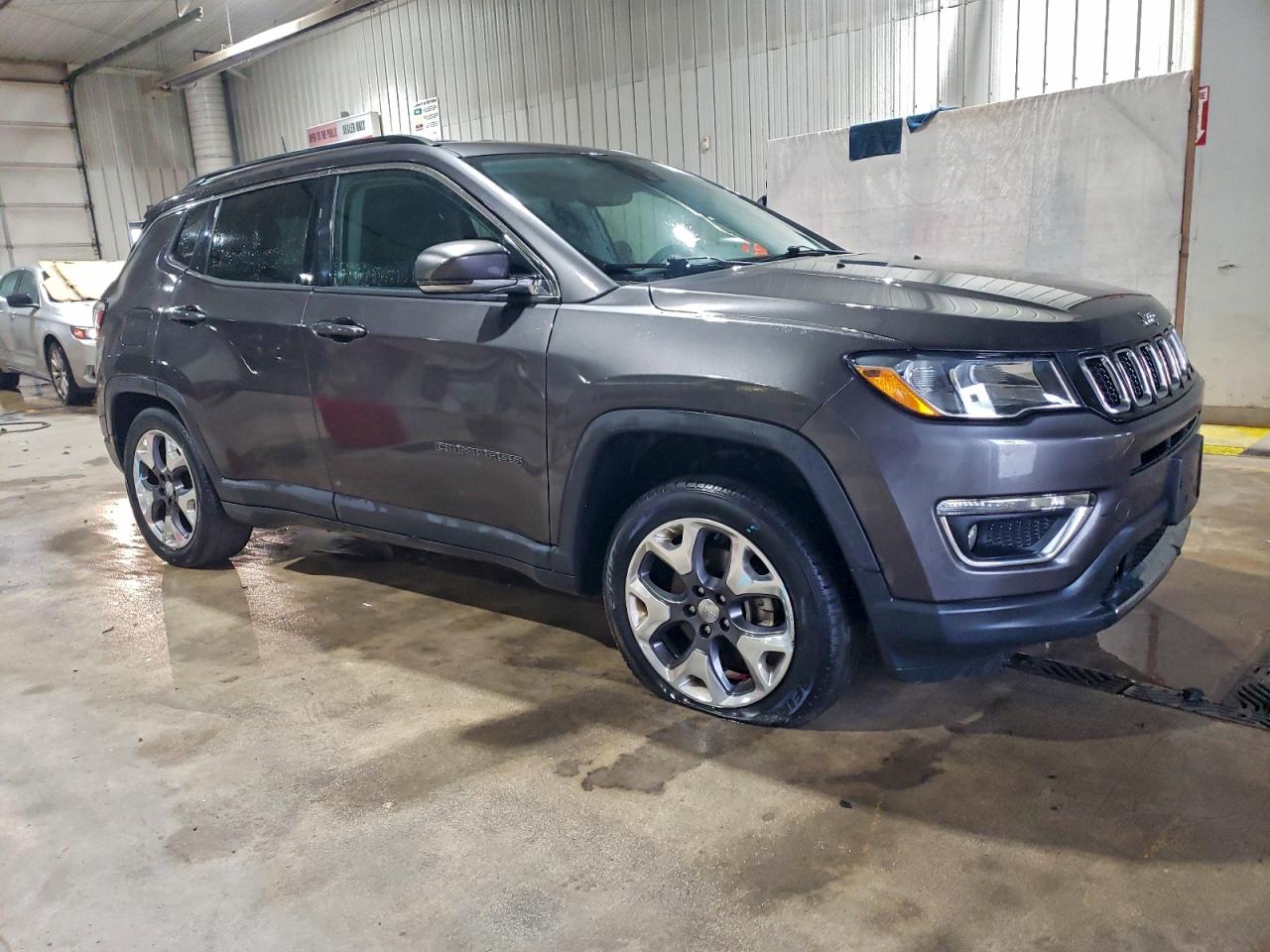 Jeep Compass Limited Image 5