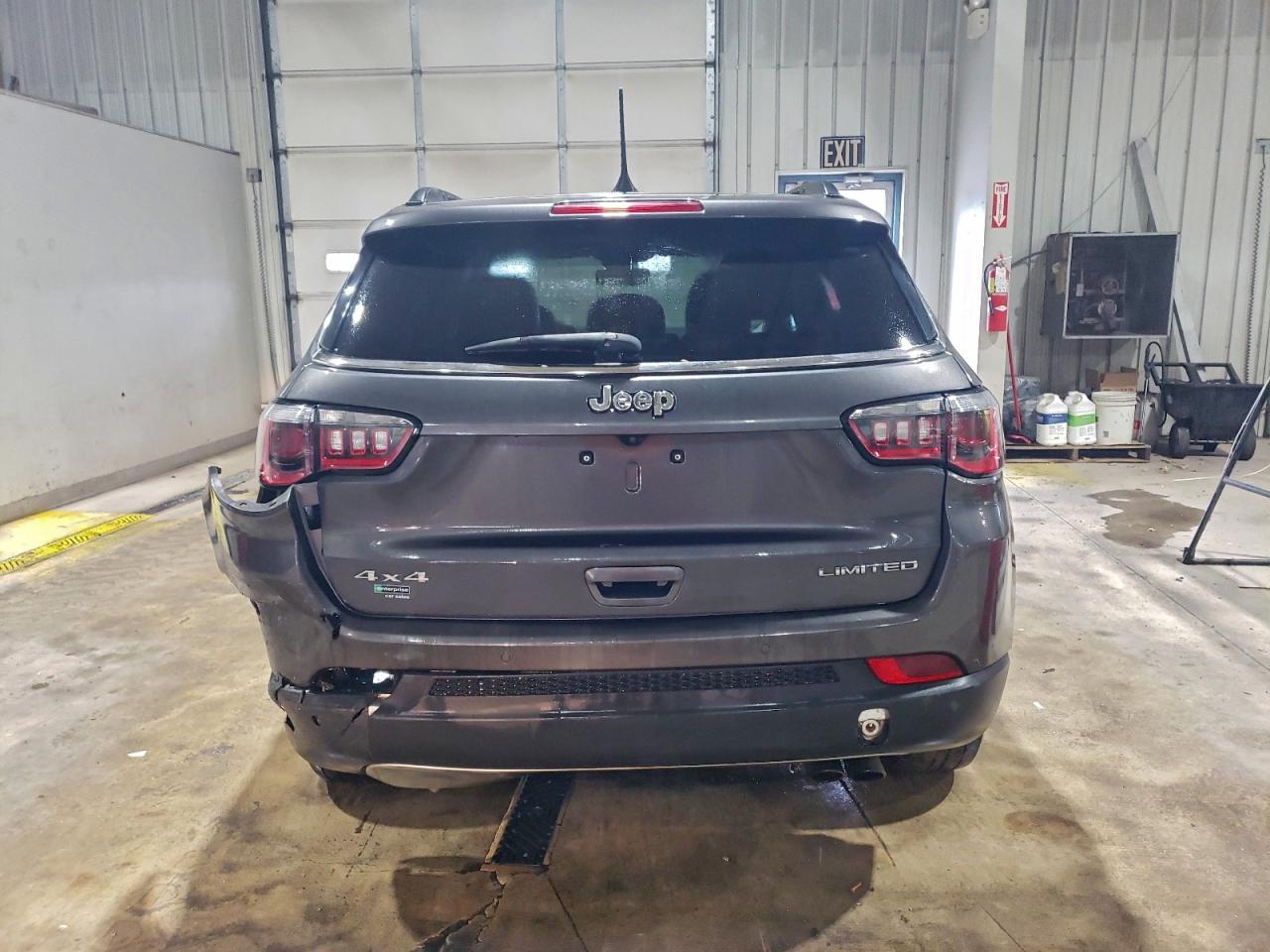 Jeep Compass Limited Image 11