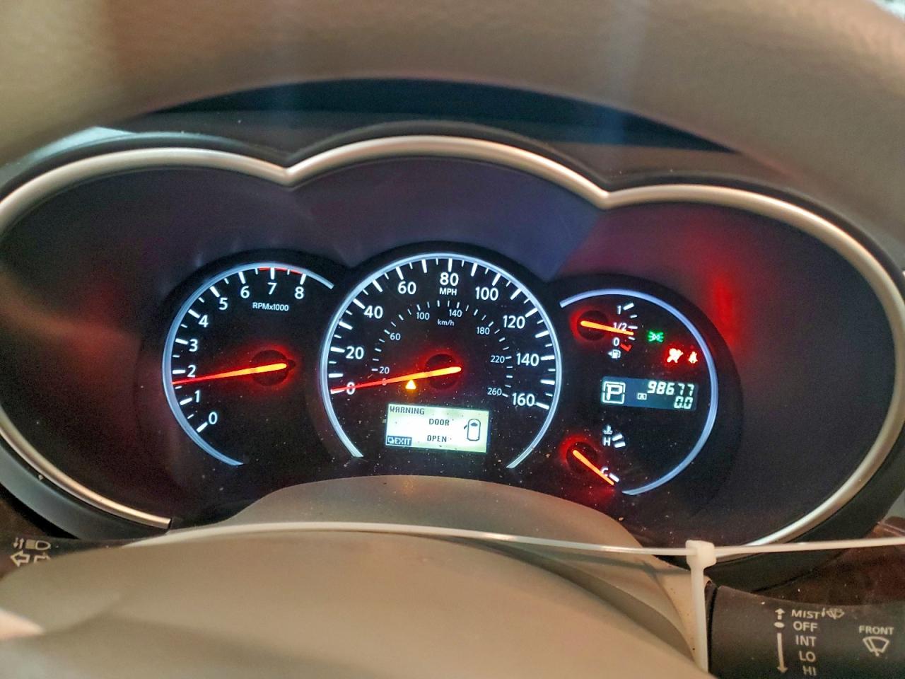 Nissan Quest S Image 9