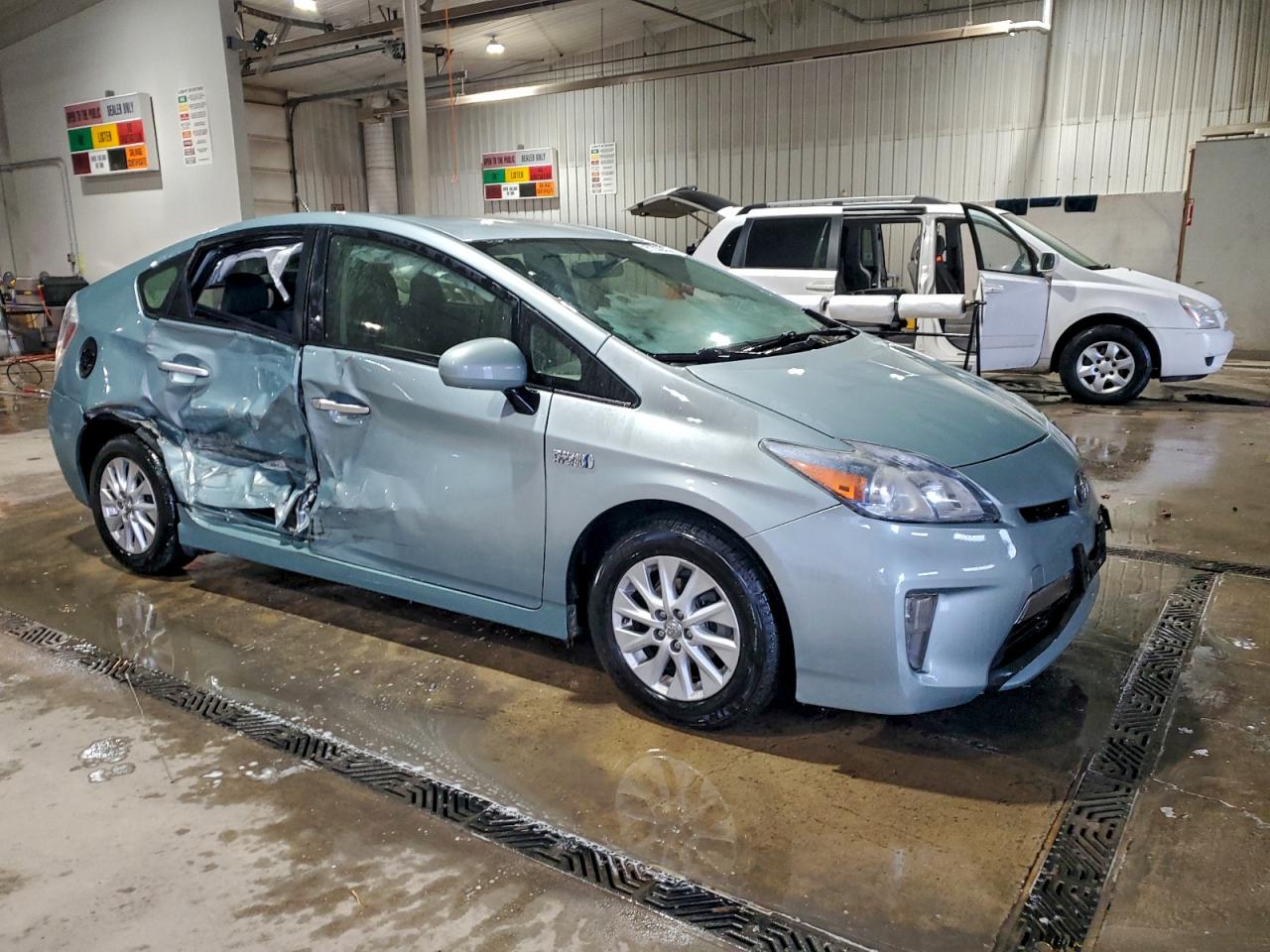 Toyota Prius Image 4