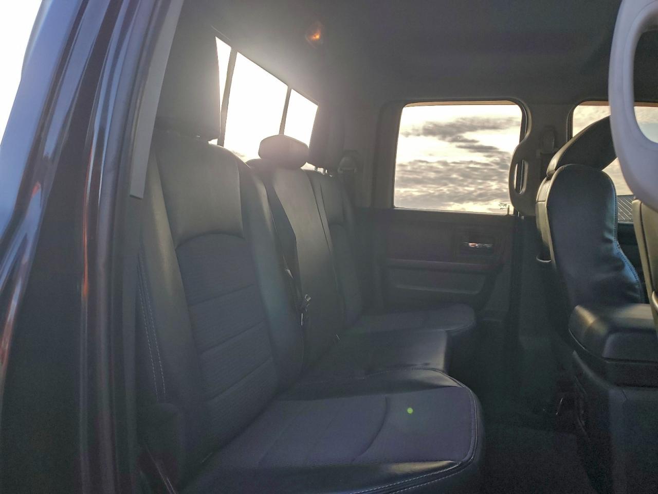 Dodge Ram 1500 Image 12