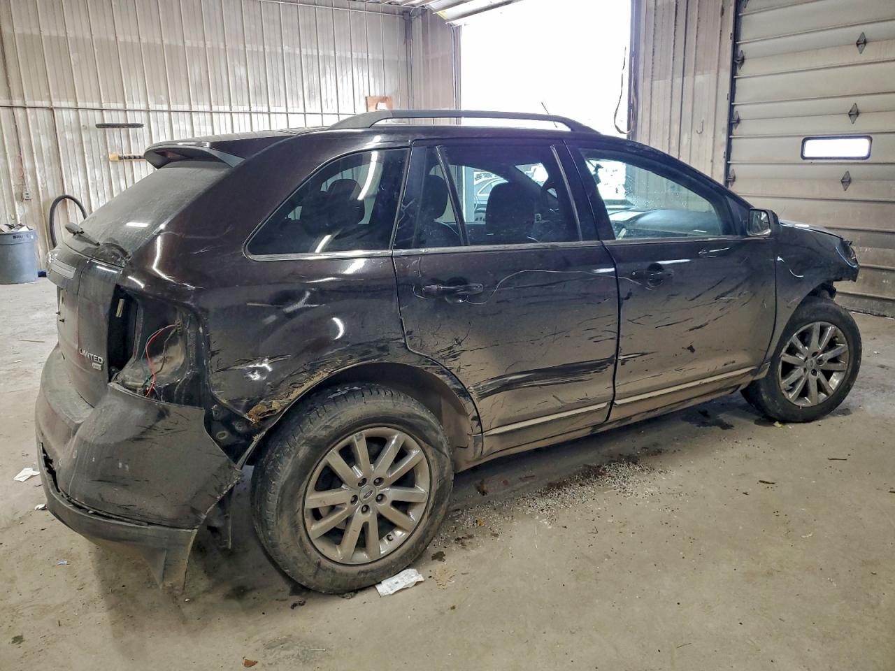 Ford Edge Limited Image 2