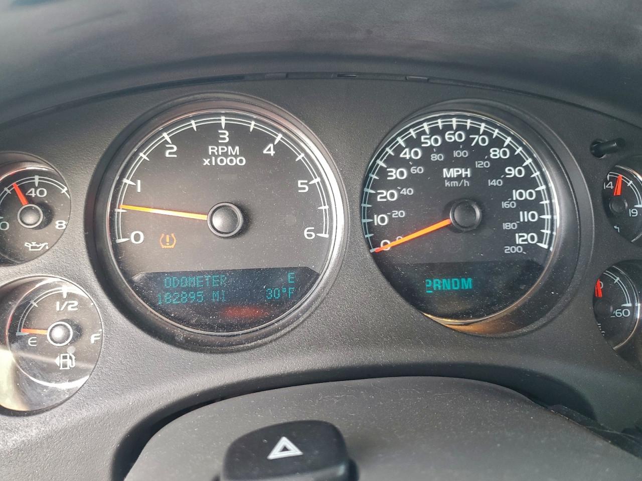 Chevrolet Suburban K1500 Ltz Image 5