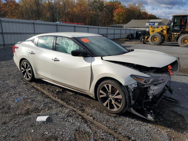 Nissan Maxima 3.5s Image 4