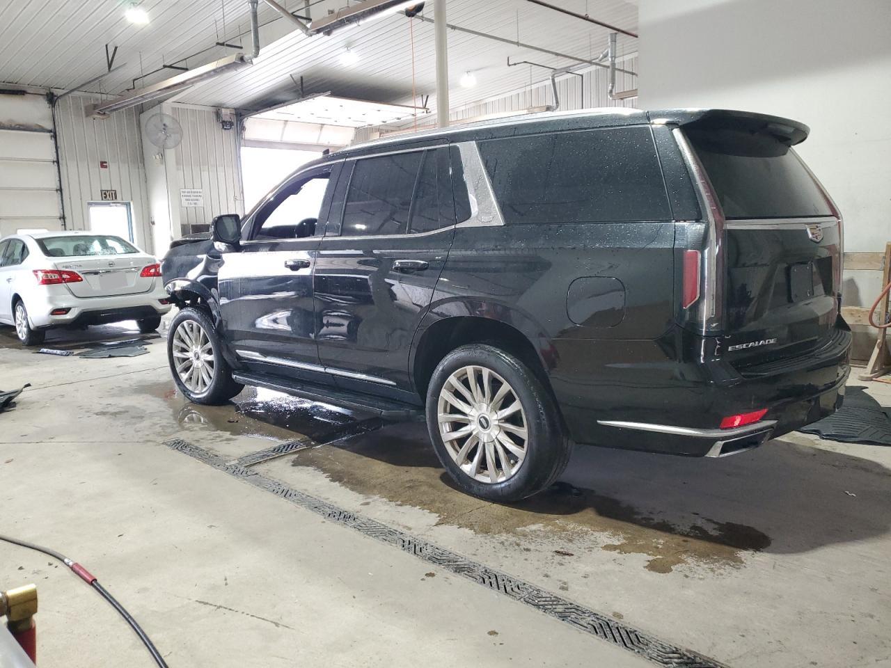 Cadillac Escalade Premium Luxury Image 13