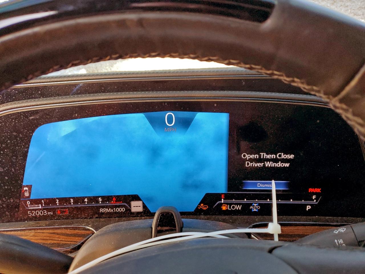 Cadillac Escalade Premium Luxury Image 5