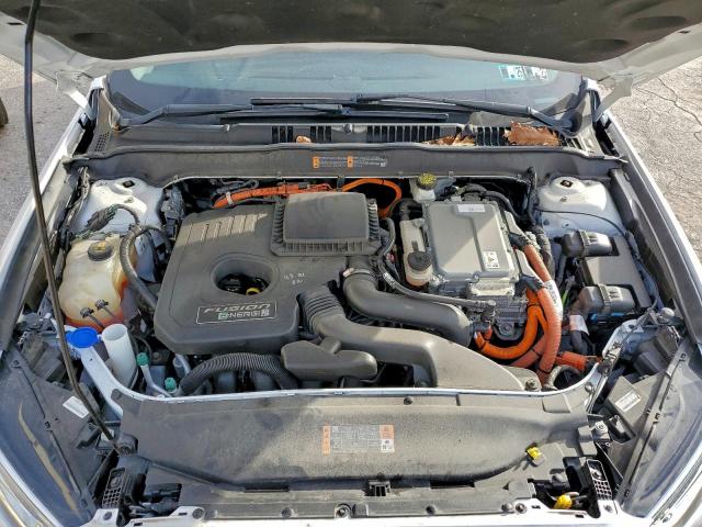 Ford Fusion Se Phev Image 12