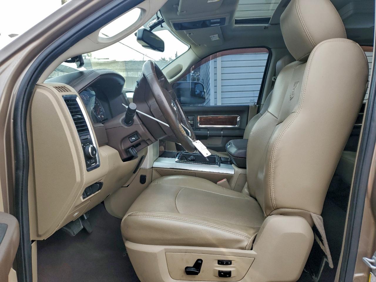 Dodge Ram 3500 Image 9