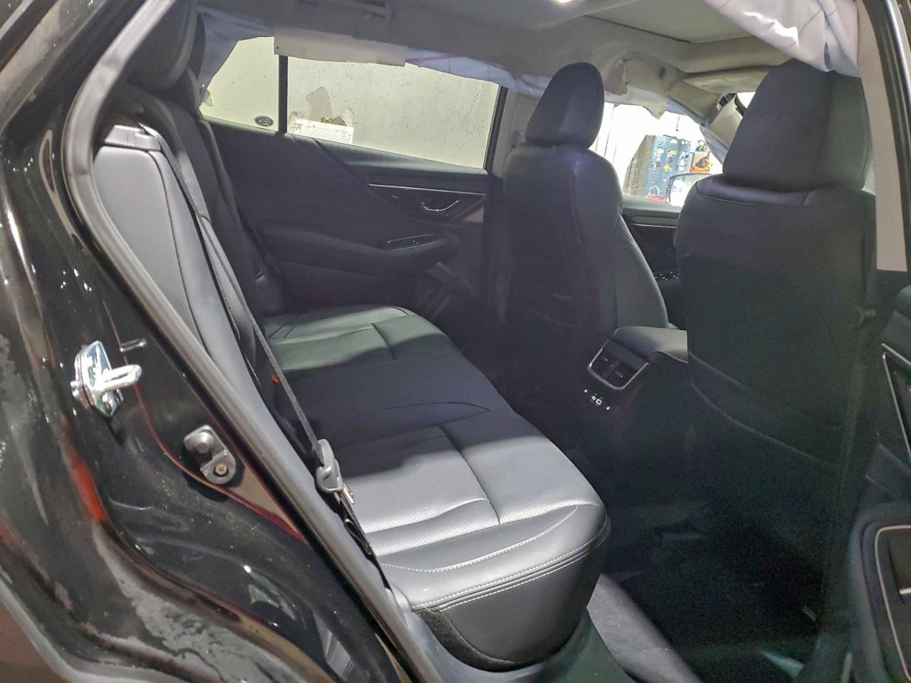 Subaru Outback Touring Image 13