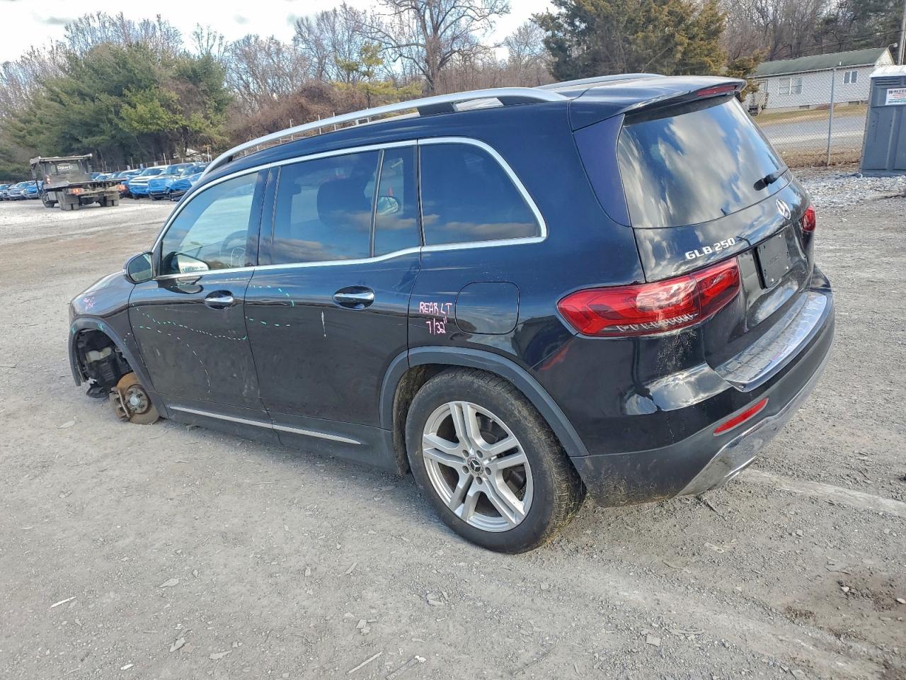 Mercedes-Benz GLB 250 4matic Image 4