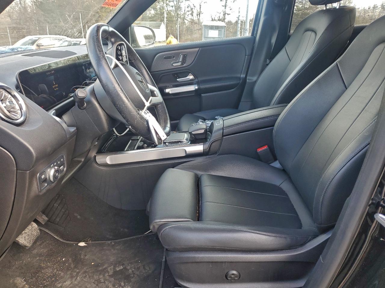 Mercedes-Benz GLB 250 4matic Image 13