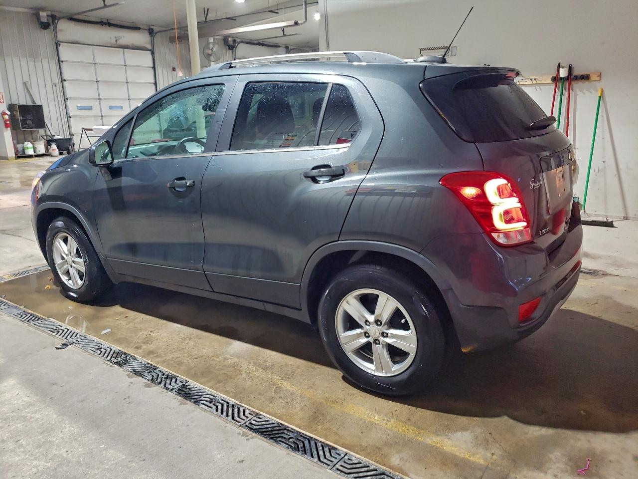 Chevrolet Trax 1lt Image 2