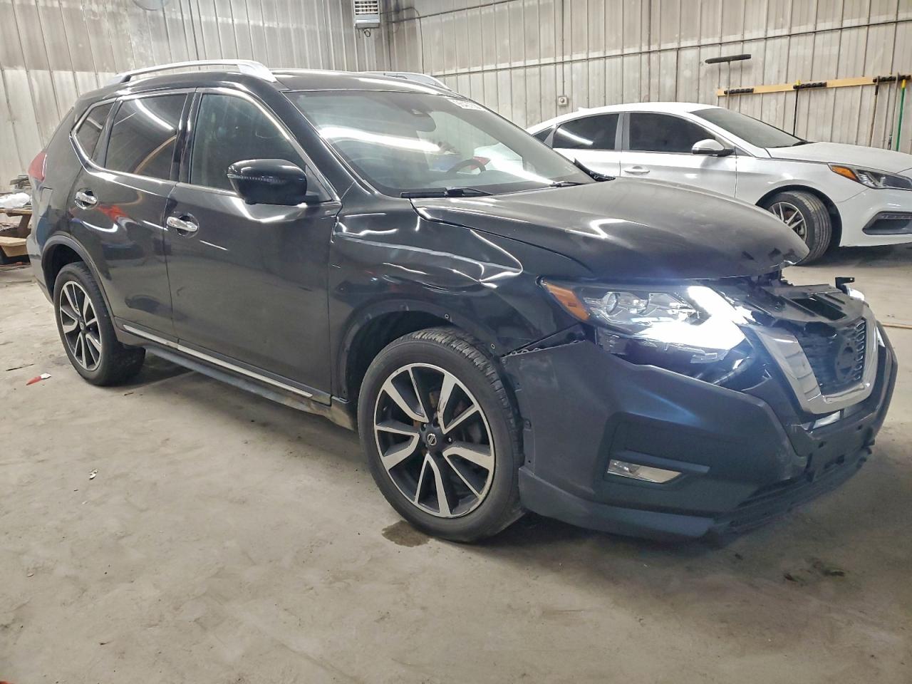 Nissan Rogue S Image 10