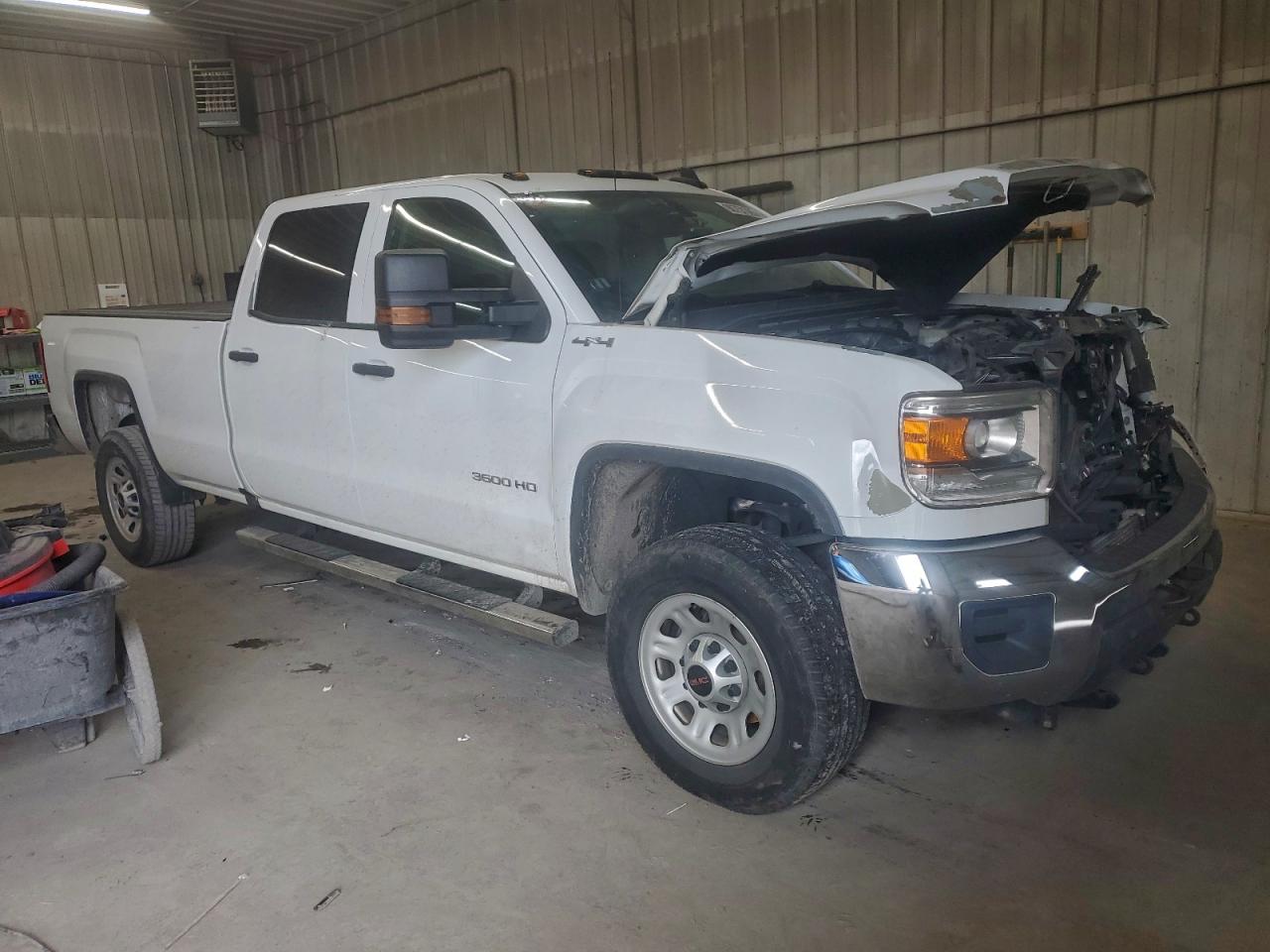 GMC Sierra K3500 Image 2