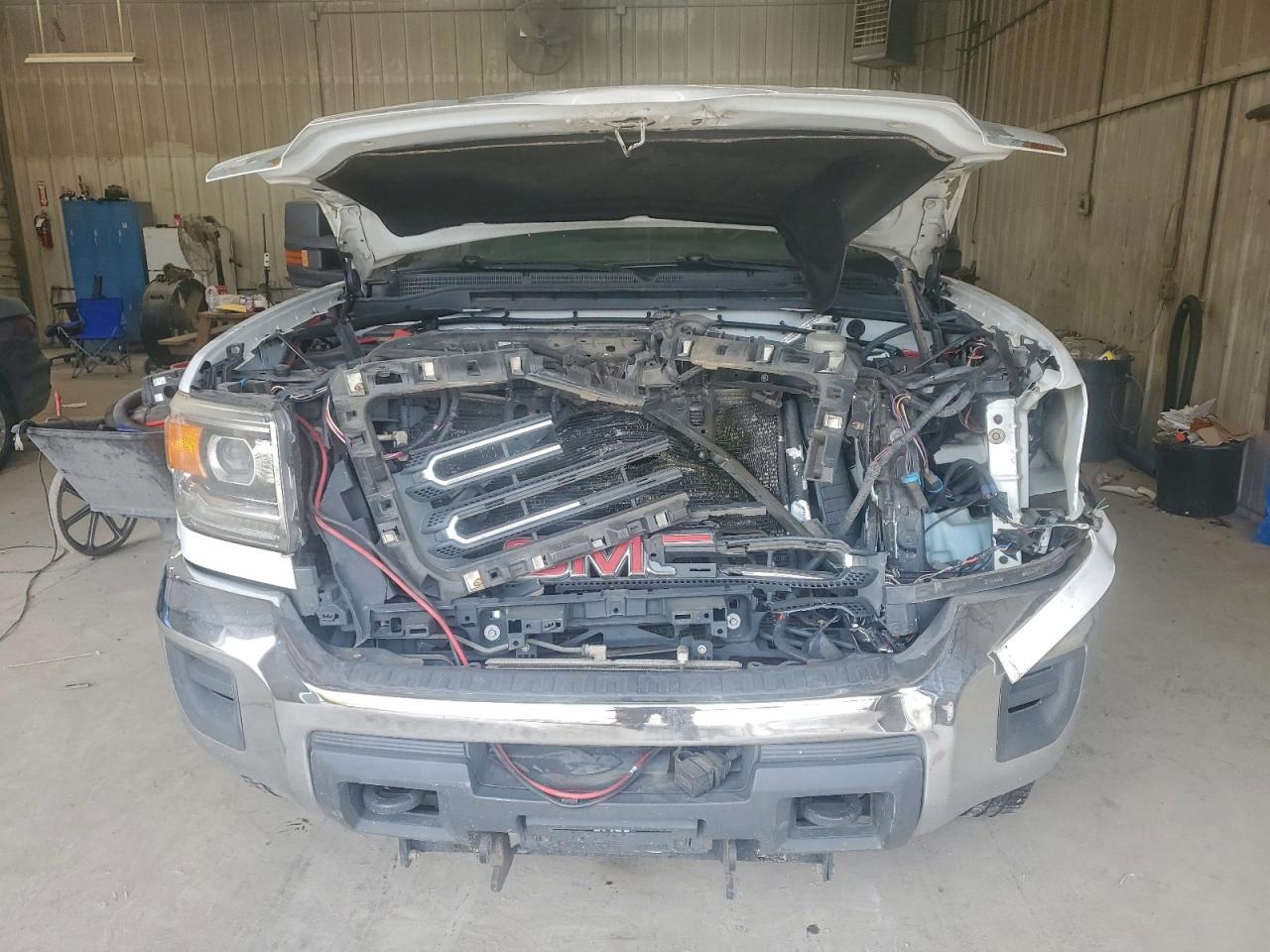 GMC Sierra K3500 Image 10