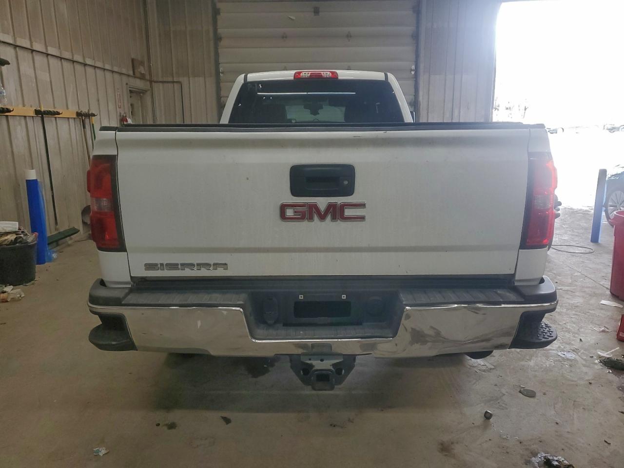 GMC Sierra K3500 Image 3