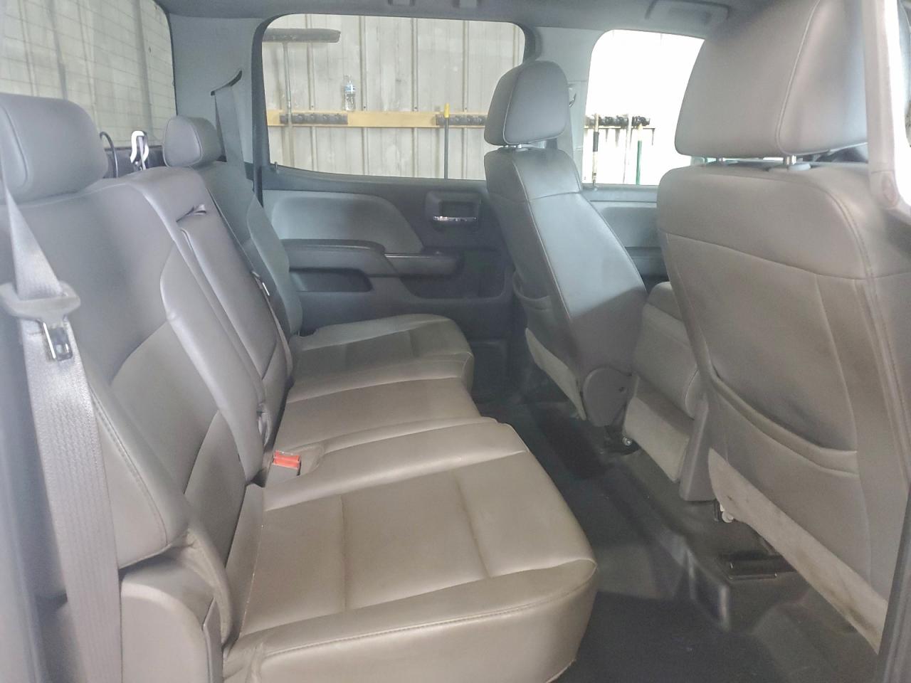 GMC Sierra K3500 Image 4