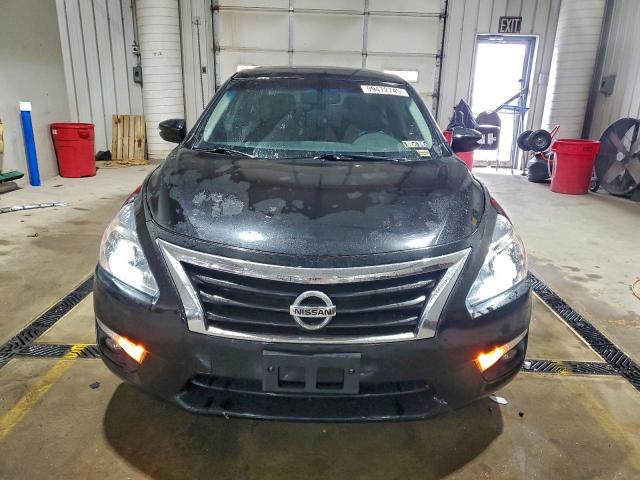 Nissan Altima 2.5 Image 9