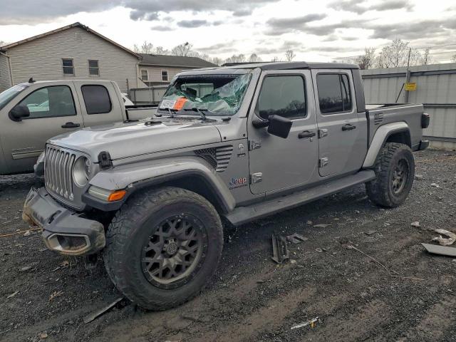 Jeep Gladiator Overland Image 1
